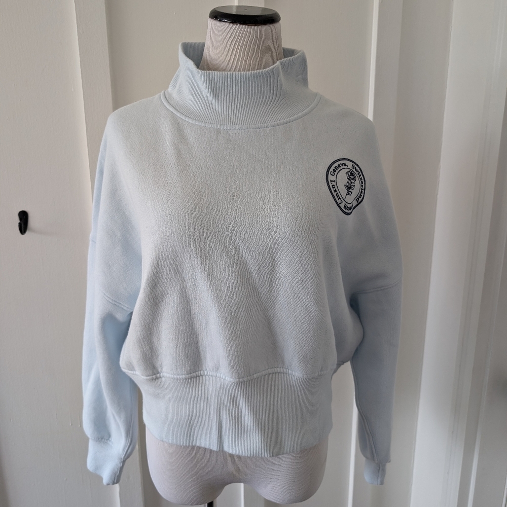 Wild Fable Cropped Mock Neck - Picture 4 of 11